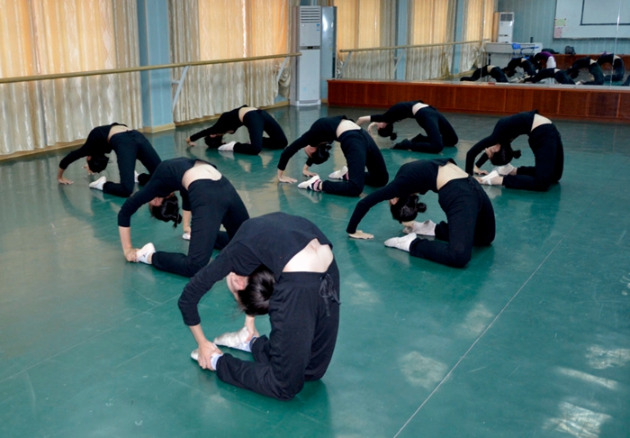 安庆二中碧桂园分校形体训练